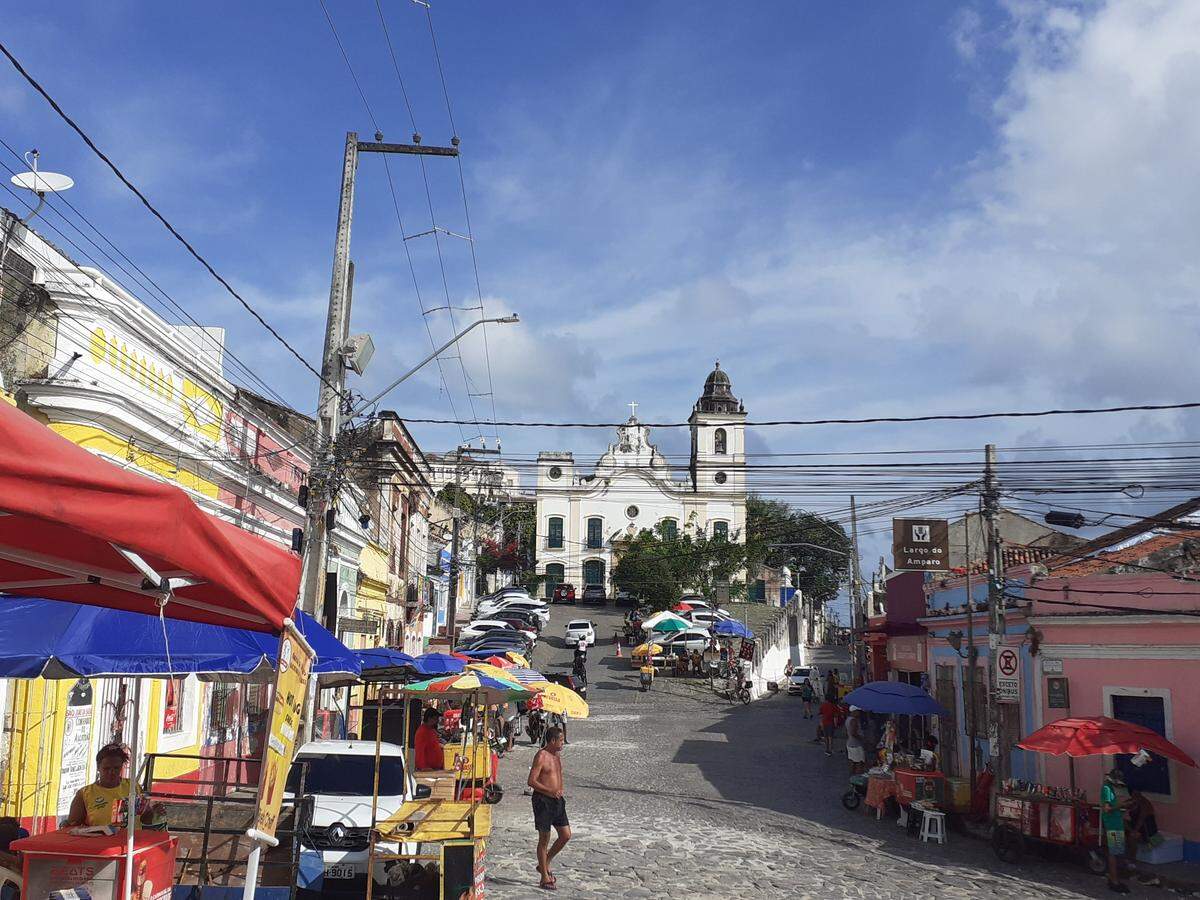 La iglesia y barrio del Amparo.