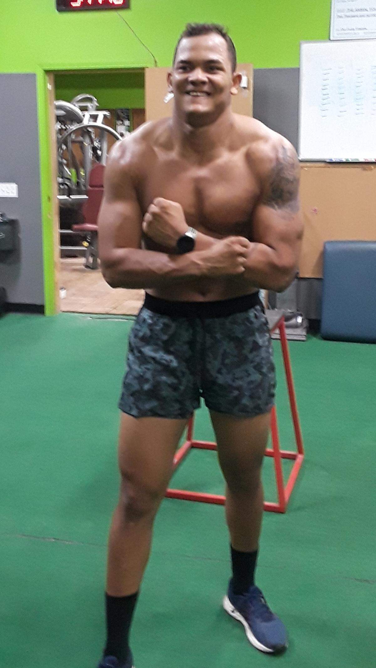Geovany Bruzón dice que llegará a Miami afilado bajo las órdenes del profesor Ismael Salas, quien está impresionado con la ética de trabajo del boxeador cubano, el primero que llega y el último en apagar la luz del gimnasio.