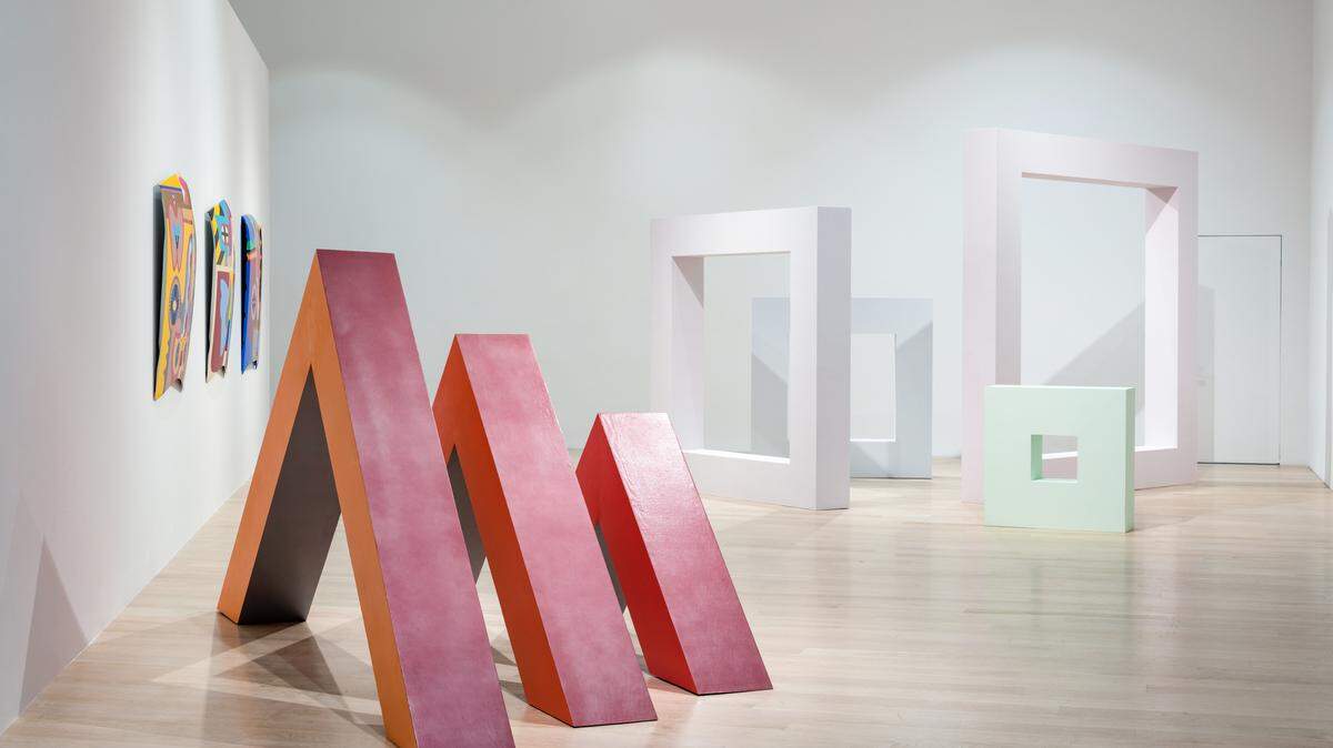 ‘Trinity, Sunset Squares’, 1965. Vista parcial de la exhibición “Judy Chicago: A Reckoning” en el Instituto de Arte Contemporáneo (Institute of Contemporary Art, Miami).