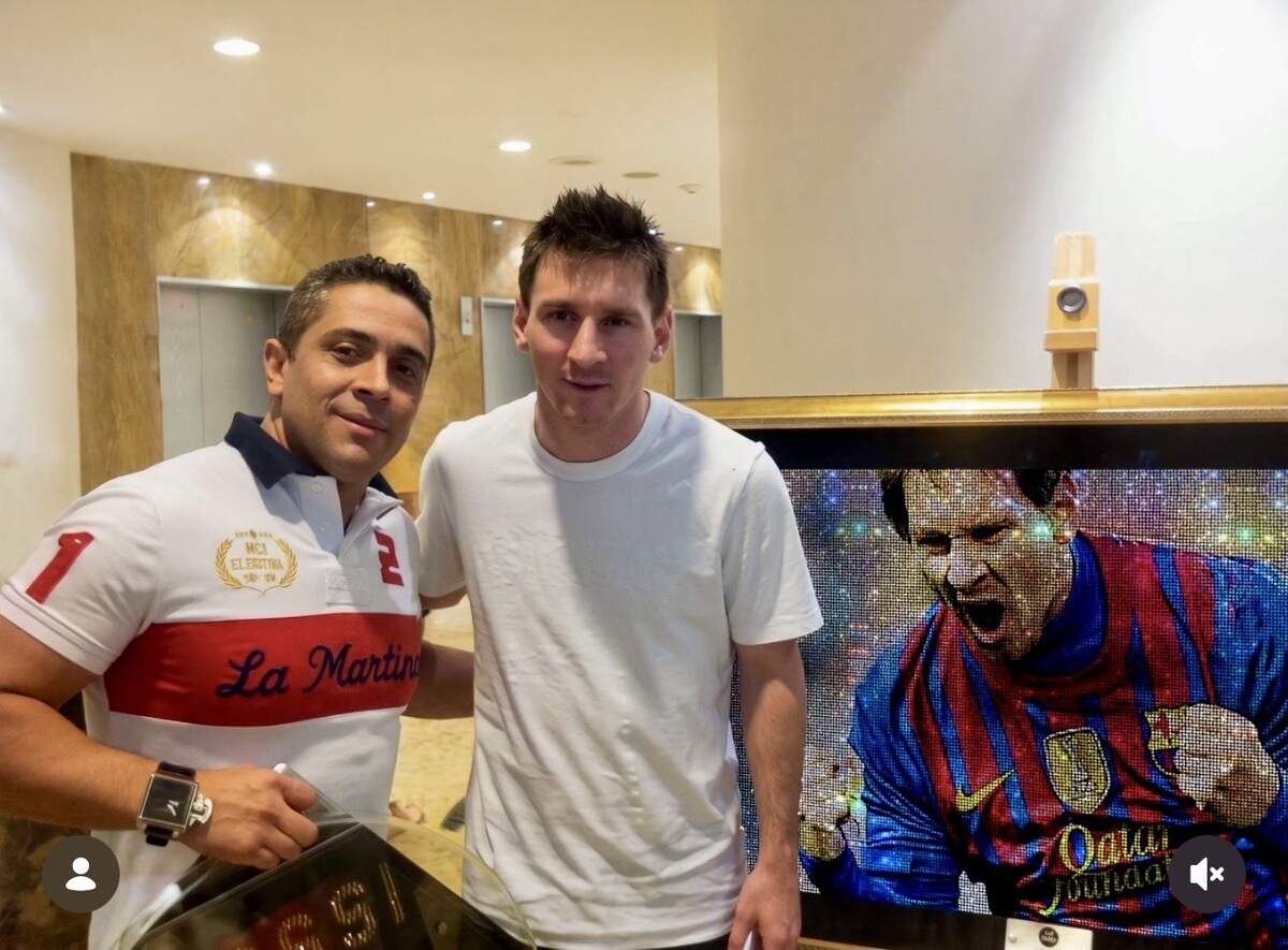 Mr. Bling con Lionel Messi (Archivo de Mr. Bling).
