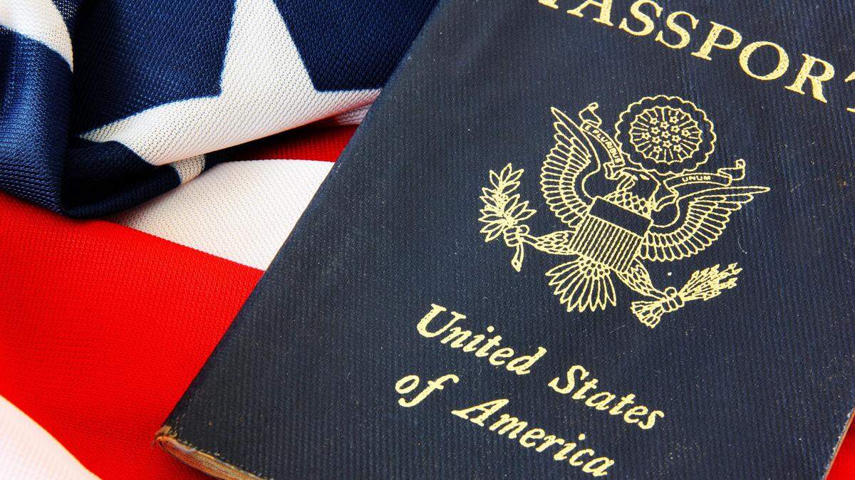 Una deuda considerable con el IRS podría impedir la obtención o renovación del pasaporte.