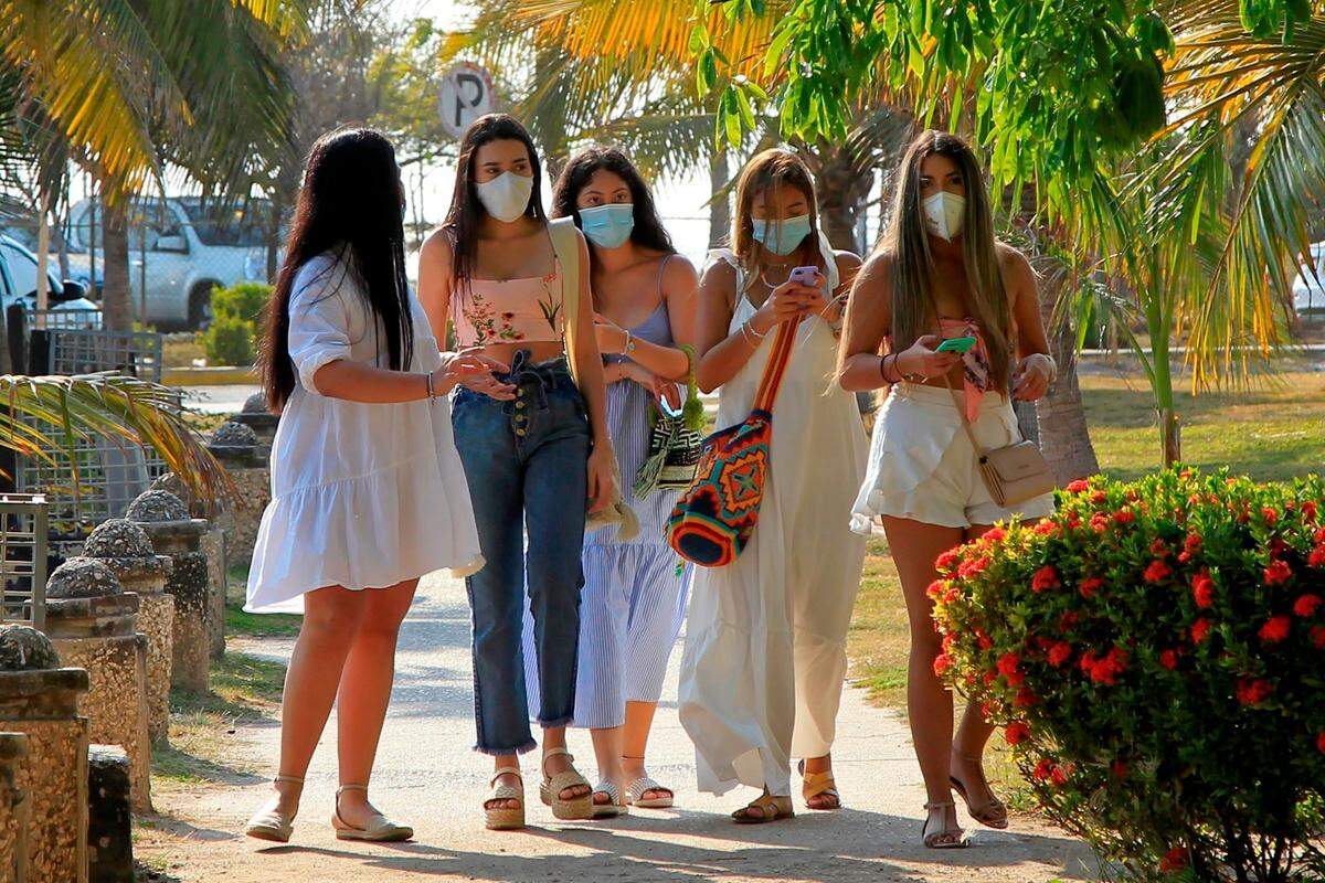 Es conveniente no juntarse durante las vacaciones más que con las personas de la “burbuja” que controlamos.