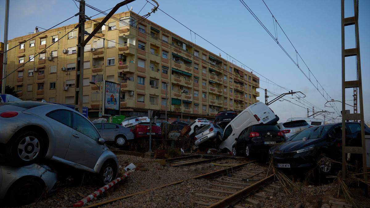 Esta imagen muestra una de las zonas fuertemente afectadas por las inundaciones en Valencia, España, el jueves 31 de octubre de 2024.