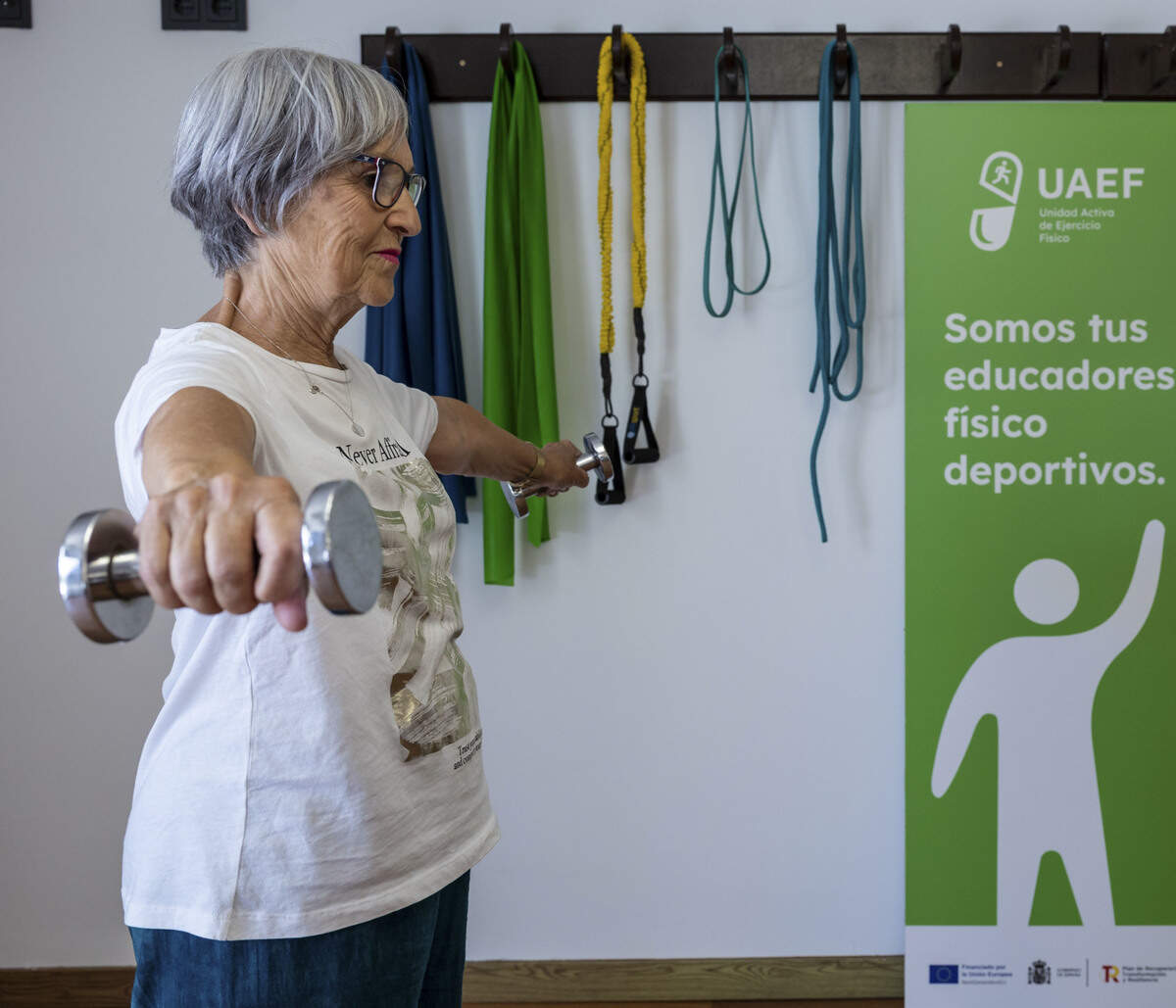 Lograr que personas sedentarias se sumen a la práctica de actividad física es el objetivo de las unidades activas de ejercicio puestas en marcha en Castilla-La Mancha, en las que monitores deportivos diseñan programas de entrenamiento específicos con el objetivo de que mejoren su salud a través del ejercicio.