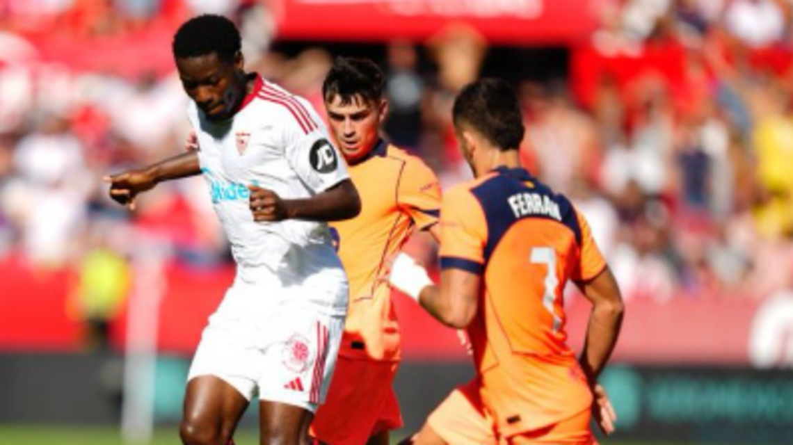 Barcelona se desmorona en Sevilla y el Real Madrid es el nuevo líder ...