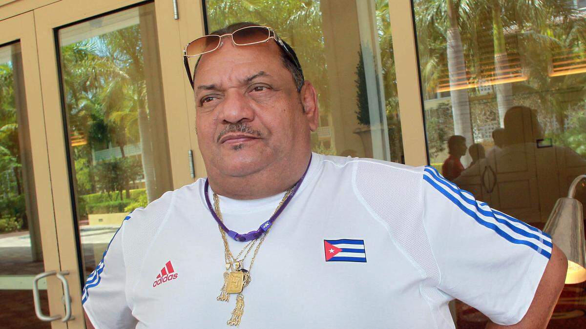 Foto de archivo. El prestigioso entrenador de judo femenino cubano Ronaldo Veitía, formador de campeonas de la especialidad ganadoras de 22 medallas olímpicas y 50 mundiales, falleció este lunes a los 75 años en La Habana, a causa de un accidente cerebrovascular que deterioró su salud.