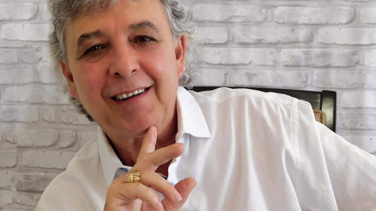 Fallece Armando de Armas, periodista investigativo y ensayista cubano.