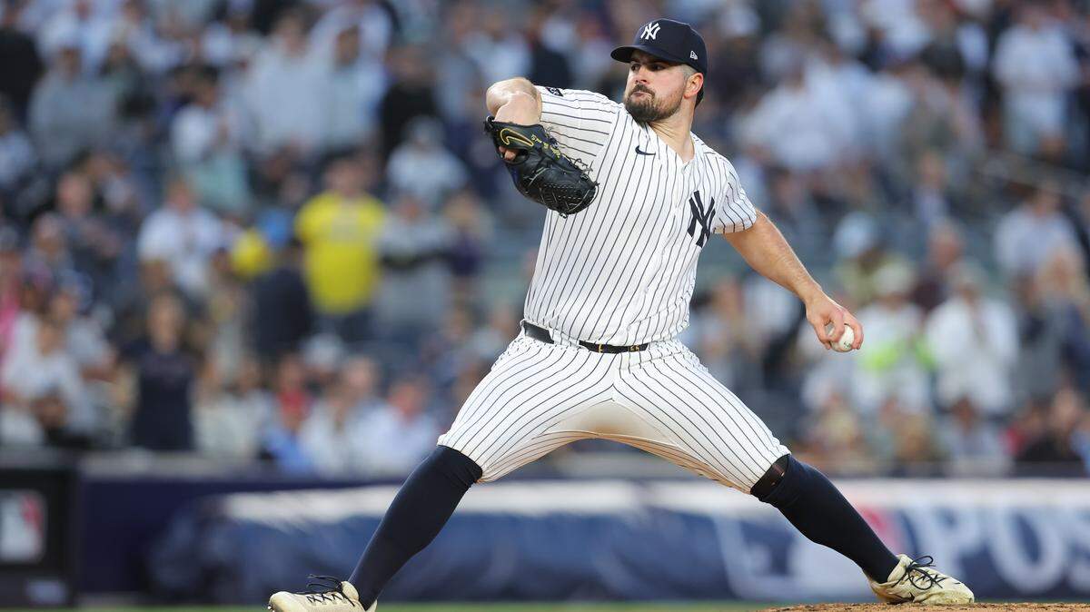 El triunfo de los Yankees ante los Medias Rojas tuvo un protagonista en la lomita: Carlos Rodón, quien se acreditó la victoria tras lanzar seis entradas de cuatro hits, tres carreras y seis ponches.