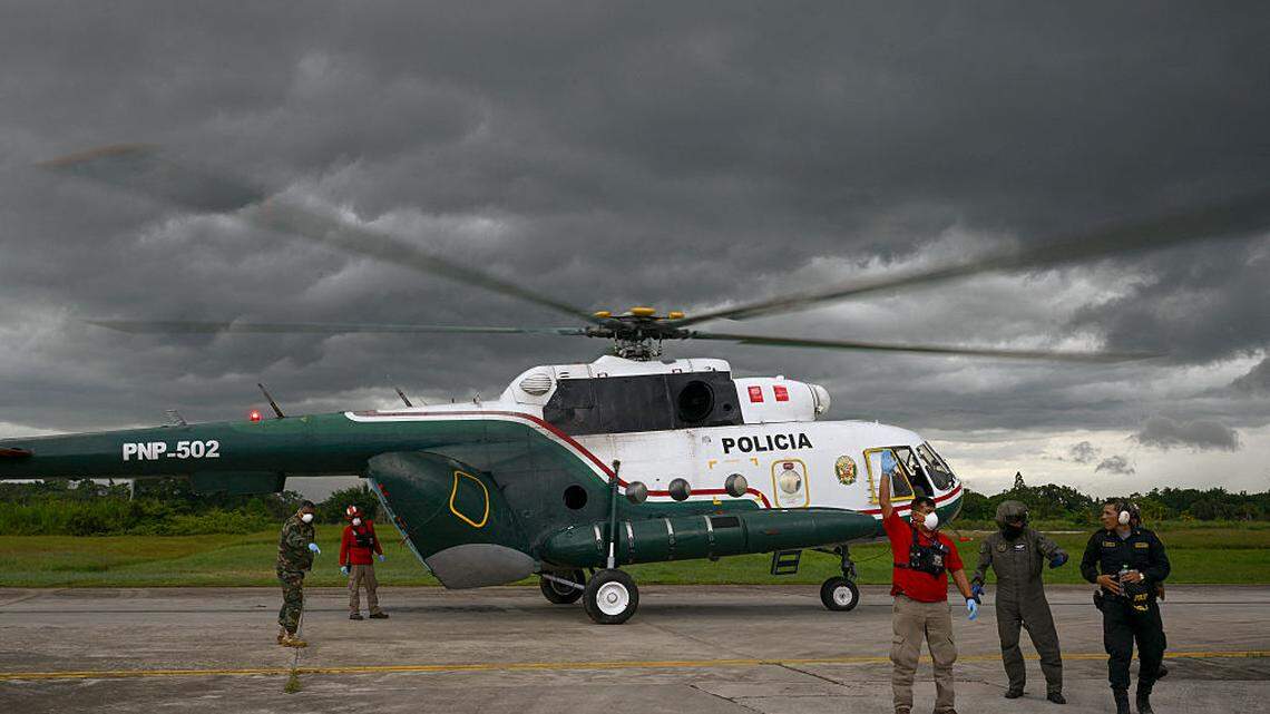 Foto de archivo de un helicóptero policial peruano.