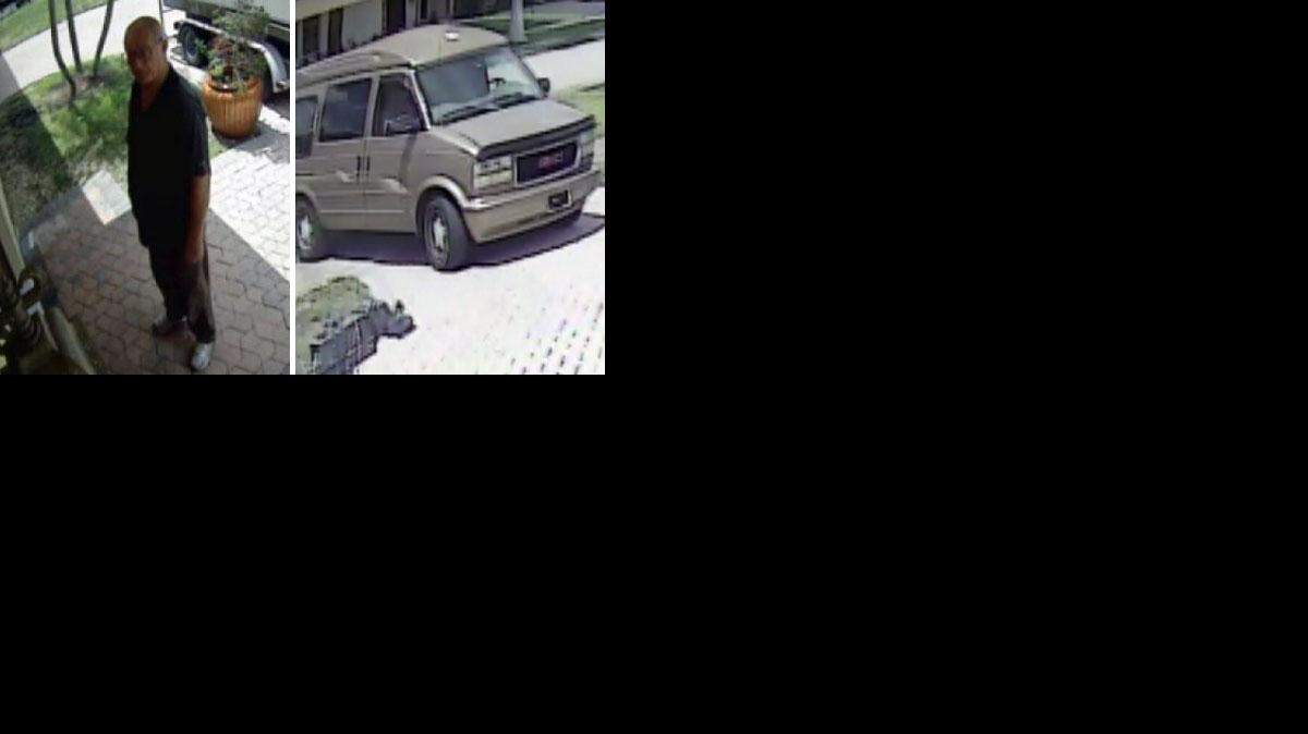 Según la madre, la primera vez que vio al hombre fue durante una venta garaje que se realizó un fin de semana.