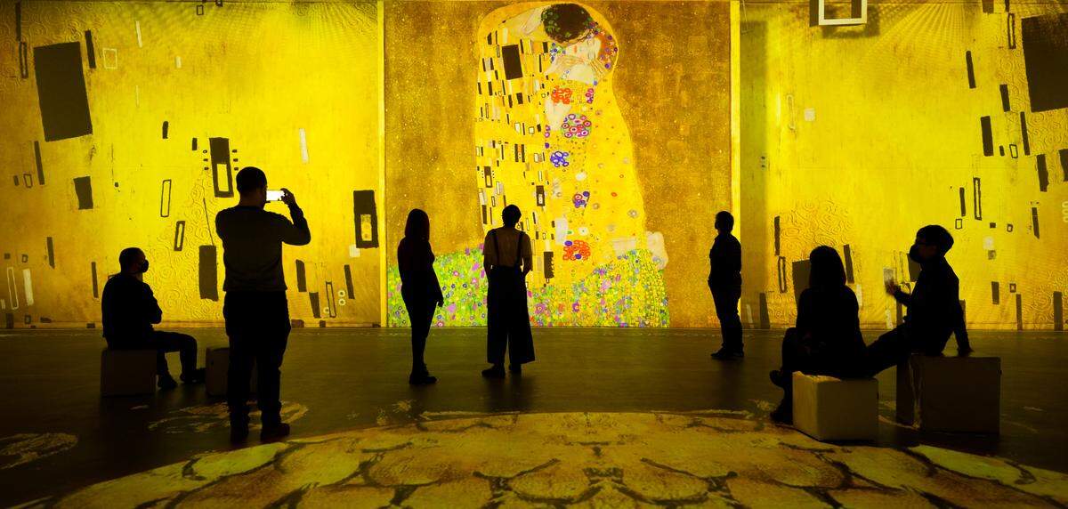 “Klimt: The Immersive Experience” en el Teatro Olympia de Miami es una de las exposiciones de arte digital más esperadas, que estará abierta al público a partir de febrero.