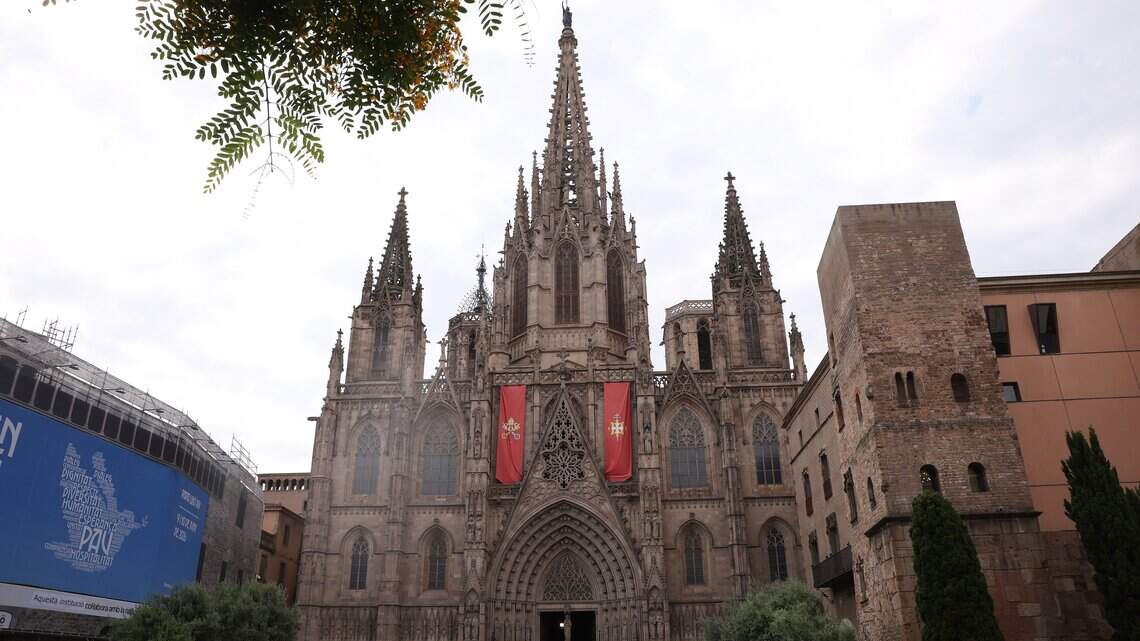 El papa León viaja a Barcelona en una gira por España centrada en la guerra y la migración
