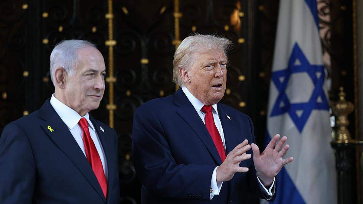 PALM BEACH, FLORIDA - DECEMBER 29: U.S. President Donald Trump talks to the media as he welcomes Israeli Prime Minister Benjamin Netanyahu to his Mar-a-Lago club on December 29, 2025 in Palm Beach, Florida. The two leaders are scheduled to hold a bilateral meeting to discuss regional security in the Middle East as well as the U.S.-Israel partnership. (Photo by Joe Raedle/Getty Images)