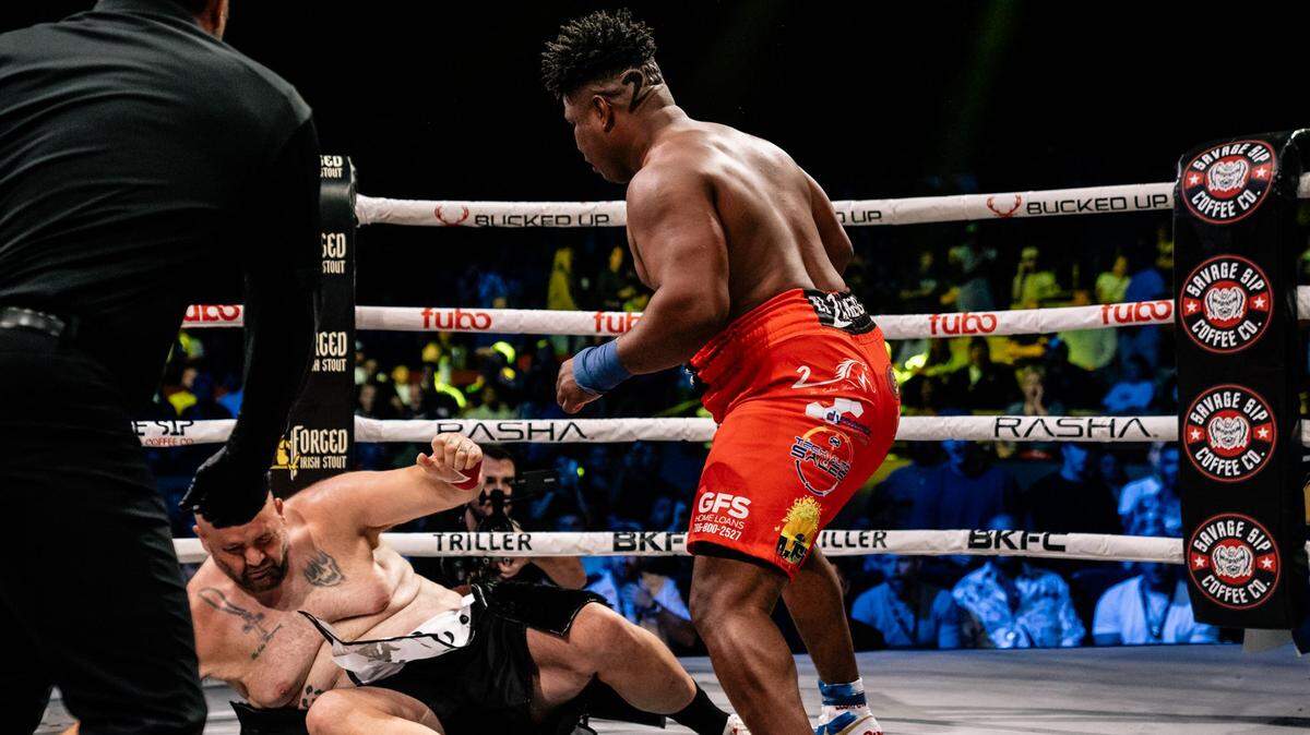 Leonardo Perdomo destruye a Steve Banks con un nocaut en el mismo primera asalto