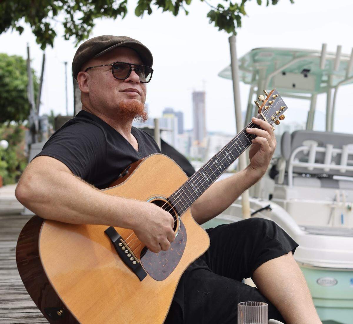 Kelvis Ochoa se presentará el próximo viernes, 30 de noviembre, en sala Flamingo Theater Bar, de Brickell.
