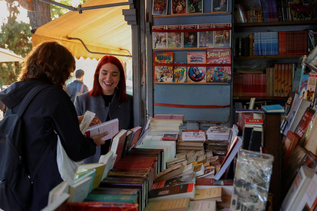 Moyano es un lugar de encuentro de libreros, lectores y escritores.
