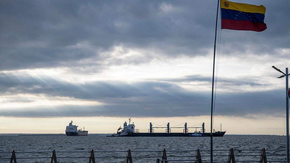 This view shows the bulk carrier Ithaca Patience (R) and the crude oil tanker Nord Star, both from Panama, anchored on Lake Maracaibo, Venezuela on January 7, 2026. US Energy Secretary Chris Wright said in January 7, Washington will control sales of Venezuelan oil "indefinitely," a day after President Donald Trump announced Venezuela's interim leaders had agreed to US-managed marketing of 30-50 million barrels of crude. (Photo by Maryorin Mendez / AFP via Getty Images)