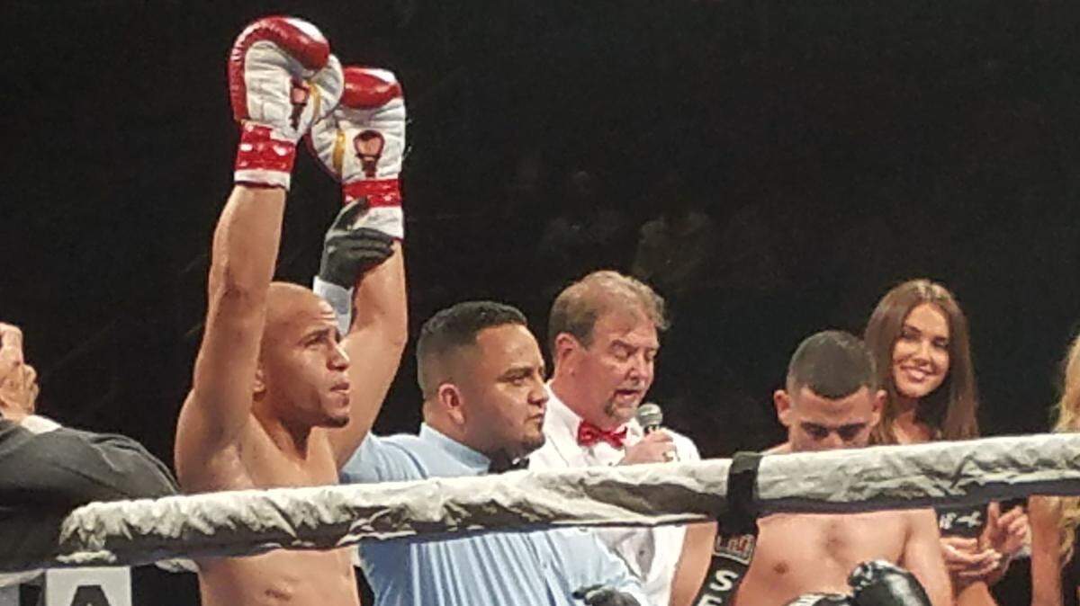 JORGE ROMERO sigue creciendo en el boxeo.