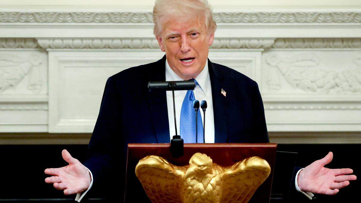 El presidente de Estados Unidos, Donald Trump, habla durante una cena de la Junta del Centro Kennedy en el Comedor de Estado de la Casa Blanca, en Washington D.C., el lunes 19 de mayo de 2025.