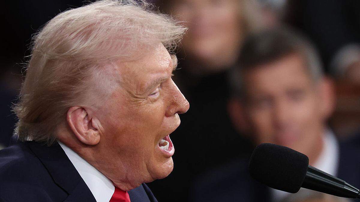 El presidente de Estados Unidos, Donald Trump, pronuncia su discurso sobre el Estado de la Unión durante una sesión conjunta del Congreso en el Capitolio de EEUU, el martes 24 de febrero de 2026, en Washington, DC.