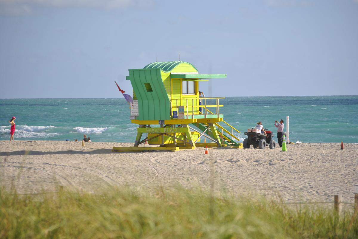 Un día de sol y playa en Miami Beach.