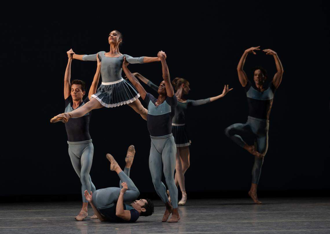 &nbsp;Los bailarines de Miami City Ballet en “Year of the Rabbit”, coreografía de Justin Peck.