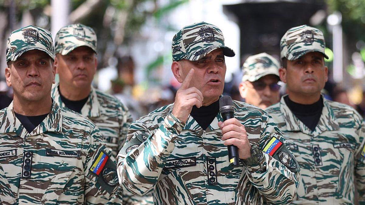 Venezuela's Defense Minister Vladimir Padrino Lopez speaks during a training session of the Bolivarian National Militia in Caracas on October 4, 2025. Venezuelan soldiers carried out communication drills on Saturday in preparation for a possible armed conflict, in response to what they denounce as a "siege" by the US. (Photo by Pedro MATTEY / AFP) (Photo by PEDRO MATTEY/AFP via Getty Images)