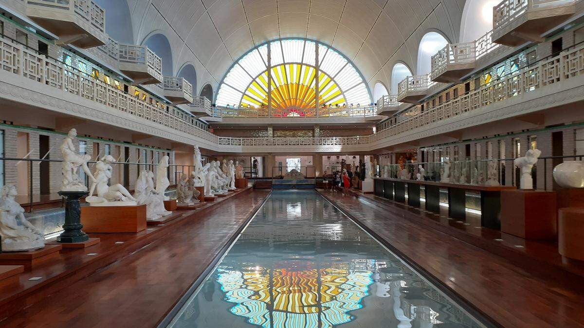 El espacio central de La Piscina de Roubaix.