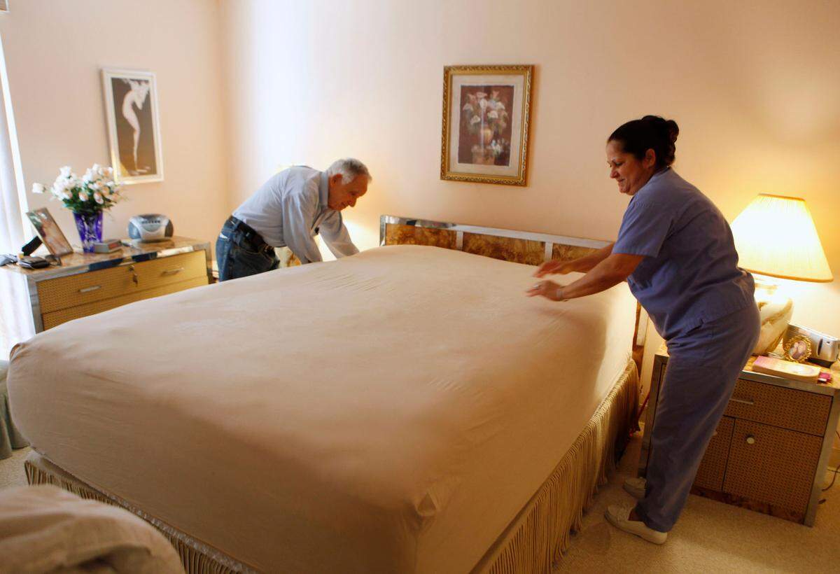 United Home Care Services provee cuidados de salud y del hogar a adultos mayores así como a personas impedidas.