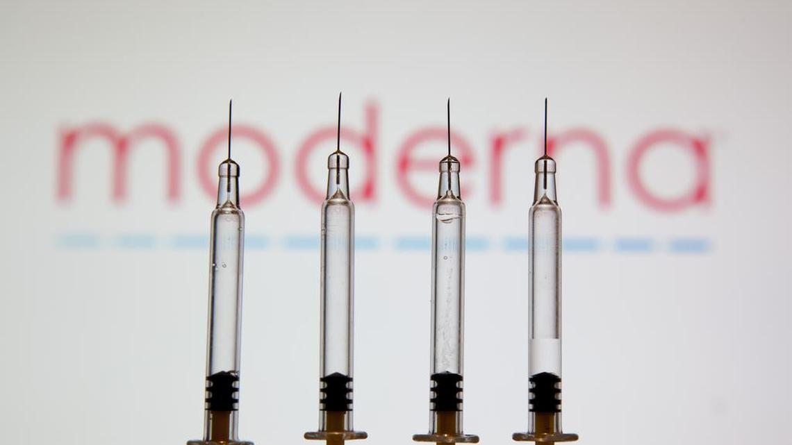 There’s a chance the Moderna COVID-19 vaccine may lose some of its effectiveness when put up against the omicron coronavirus variant that has the world on its toes, according to the company‘s chief executive officer. 