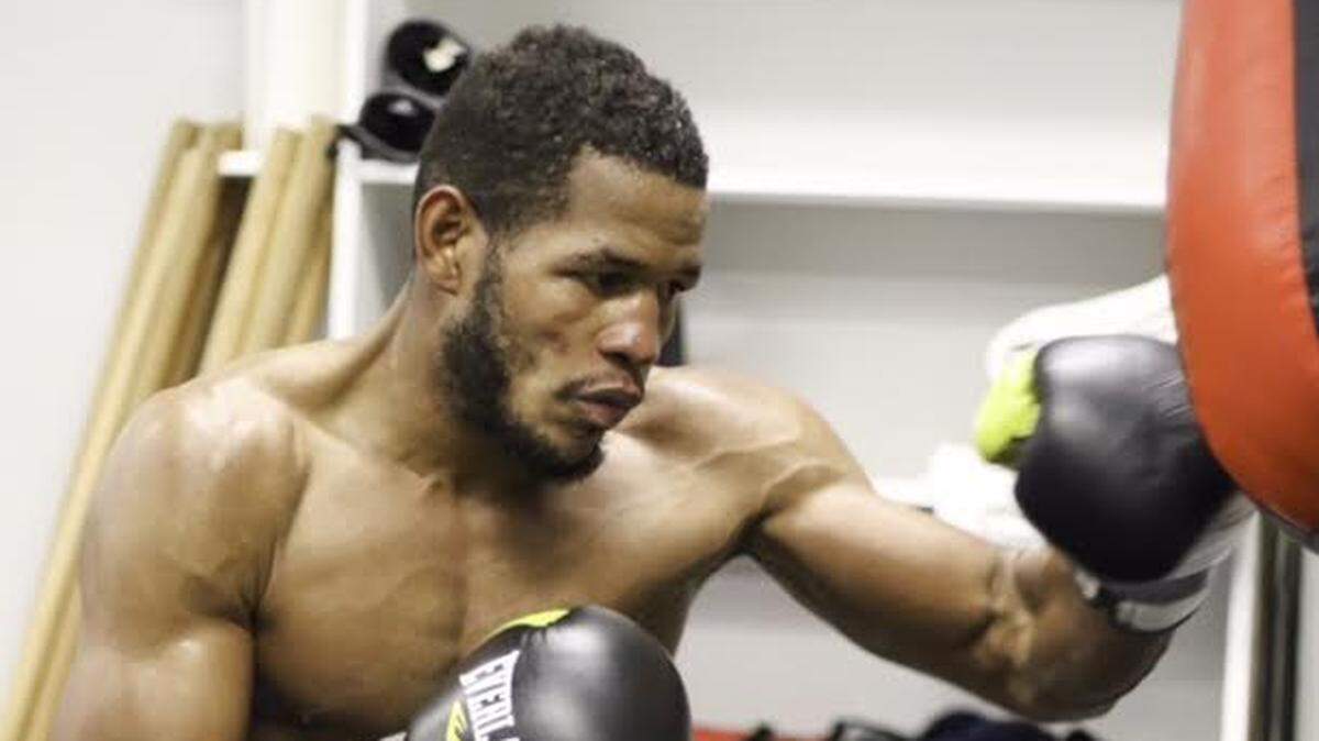 SULLIVAN BARRERA se lesiona y ya no sube al ring en agosto.