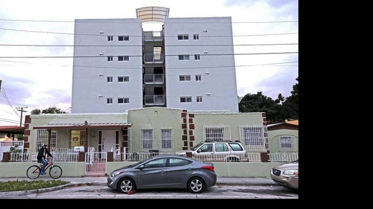 El barrio al este de La Pequeña Habana, dijeron, está en la actualidad amenazado por un esfuerzo de la ciudad que aumentaría notablemente la capacidad de zonificación con vistas a que crezcan las nuevas construcciones en el área.