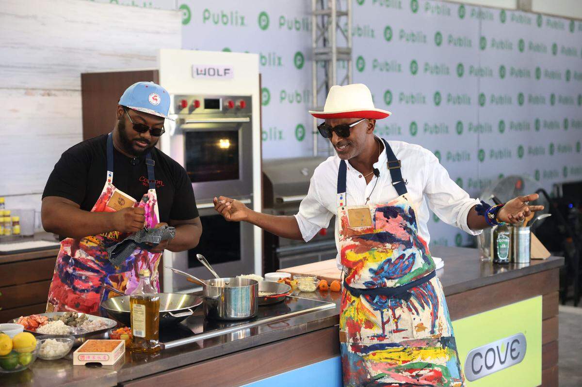 El galardonado chef Marcus Samuelsson presenta Overtown Eatup! en Overtown.