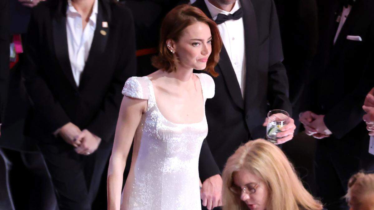 Emma Stone asiste a la 98ª edición de los premios Oscar en el Teatro Dolby el 15 de marzo de 2026 en Hollywood, California.