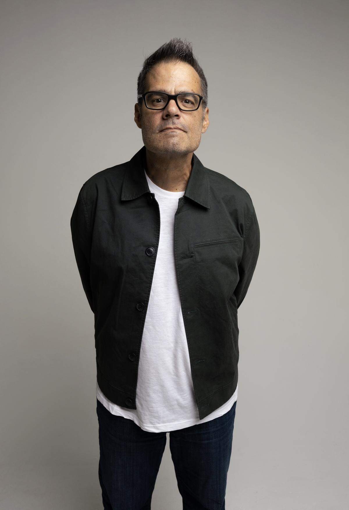 Cuando se le pide mencionar a potenciales compañeros de programa nombra a Jaime Bayly.