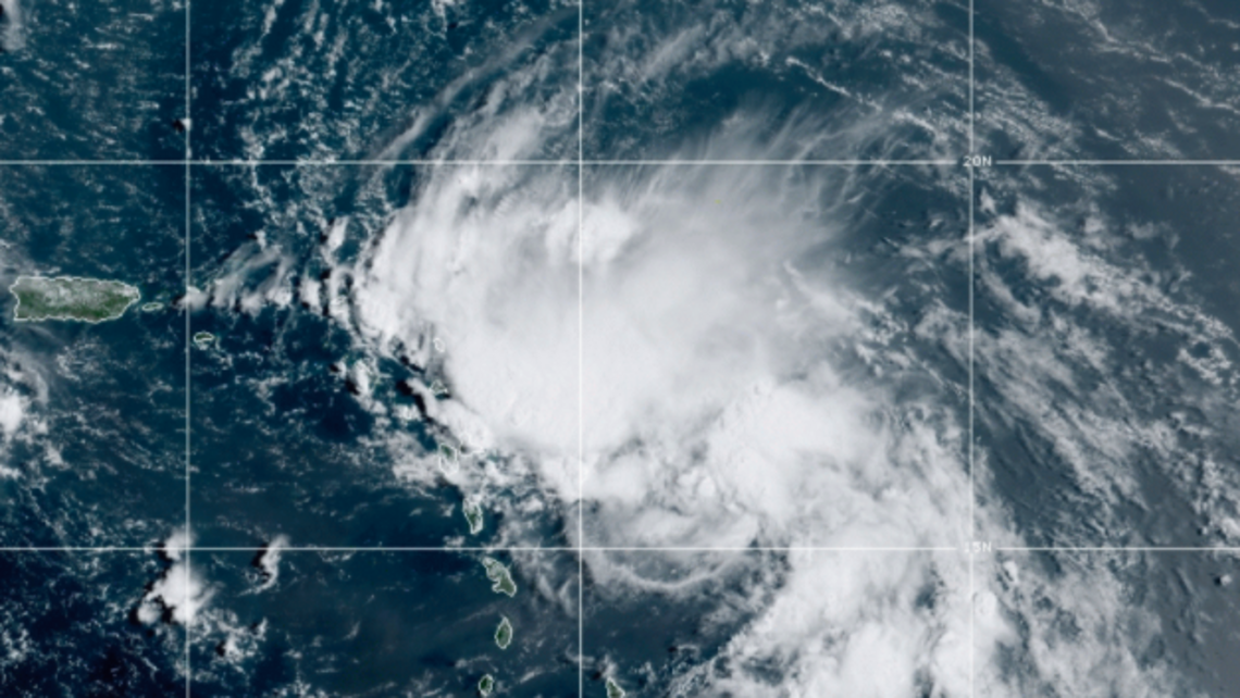 Declaran estado de emergencia en los Cayos por tormenta Laura, ordenan evacuaciones