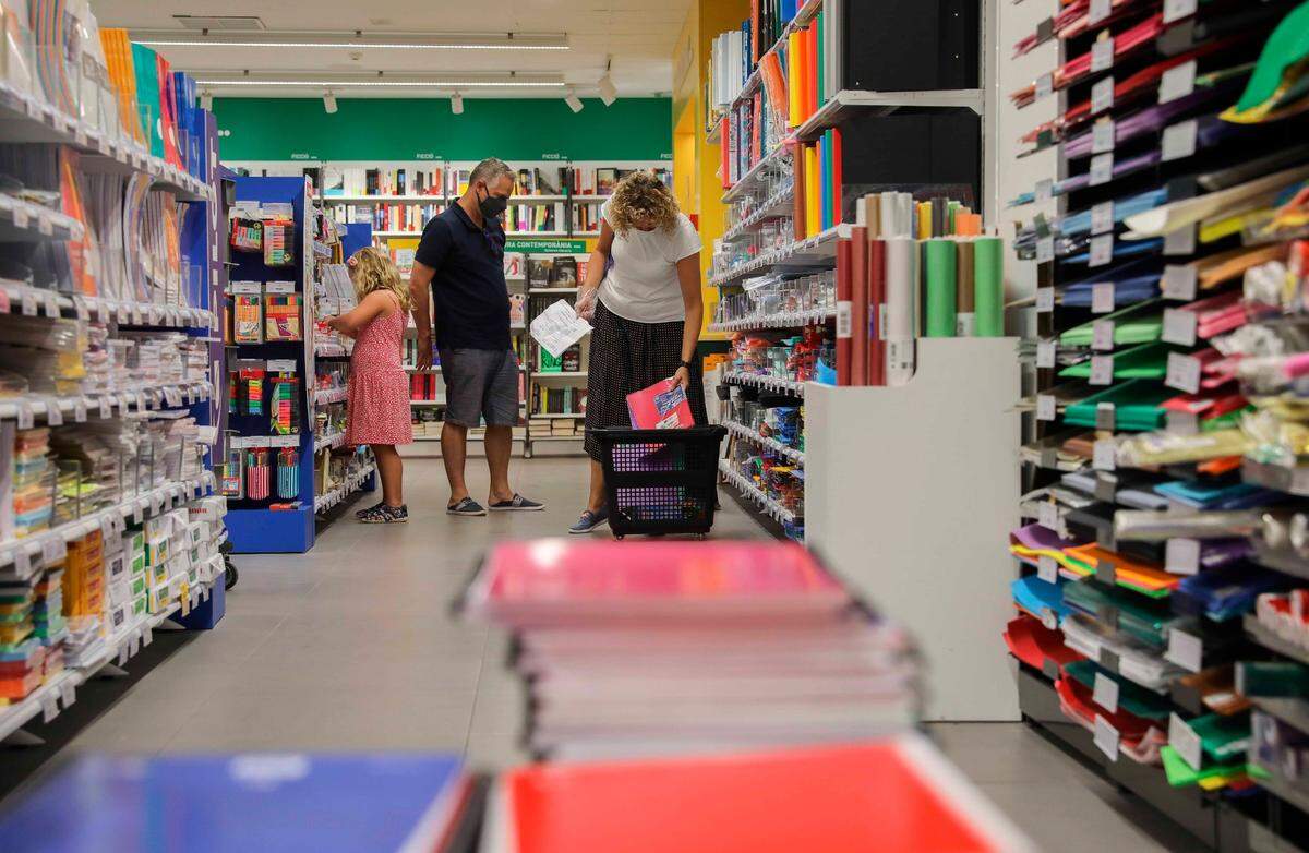 Las tiendas de cercanía tendrán un aumento en sus ventas debido a que los consumidores no quieren pasar demasiado tiempo en adquisiciones de productos físicos a partir de la pandemia.