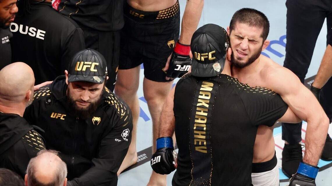Islam Makhachev firma su capítulo más grande y se acerca a la inmortalidad de la UFC