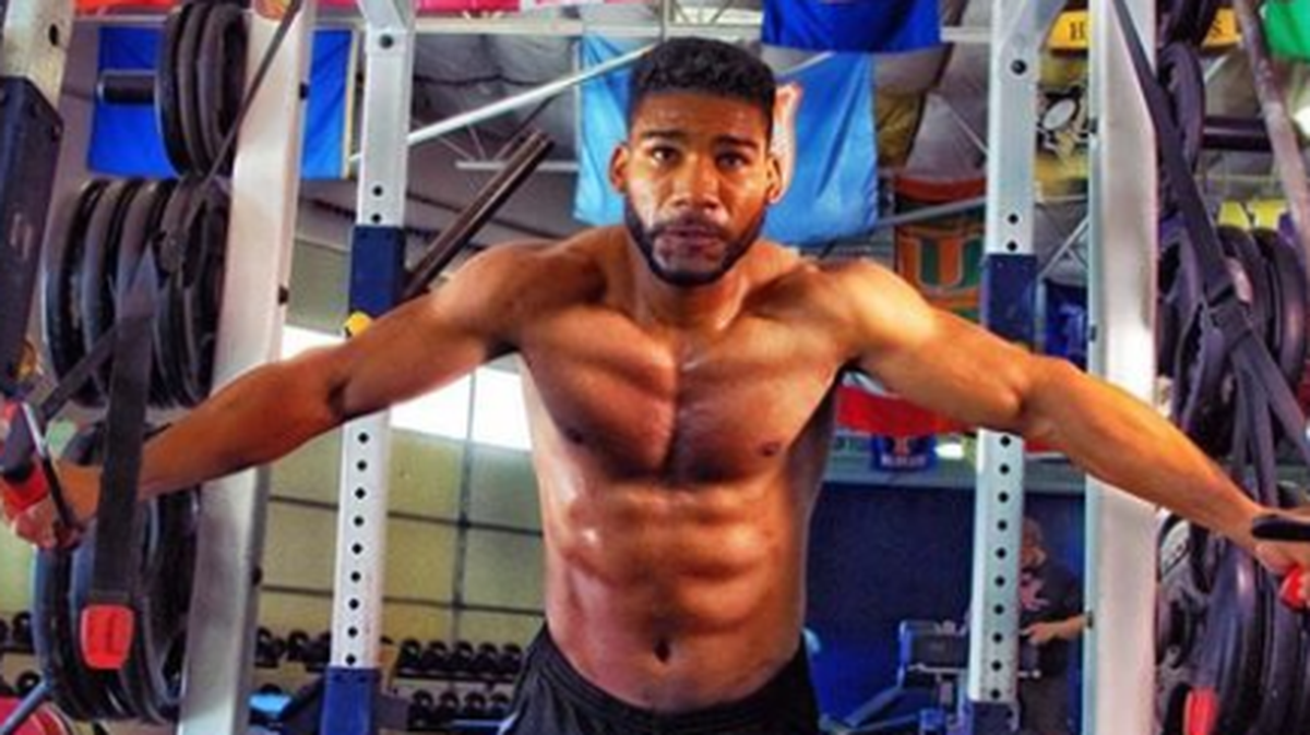 YURIORKIS GAMBOA regresa al ring este 10 de noviembre en Miami.