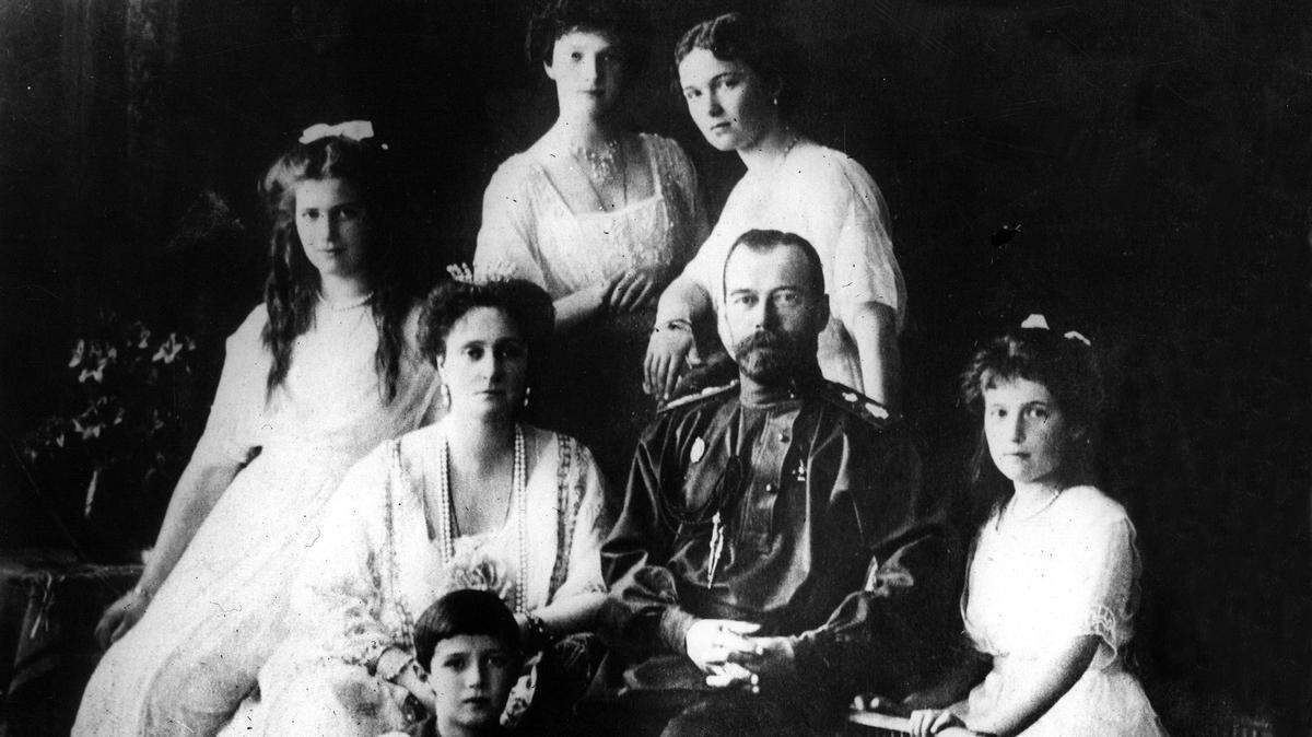 Imagen de la familia Romanov, asesinada por los bolcheviques el 17 de julio de 1918, hace  cien años.