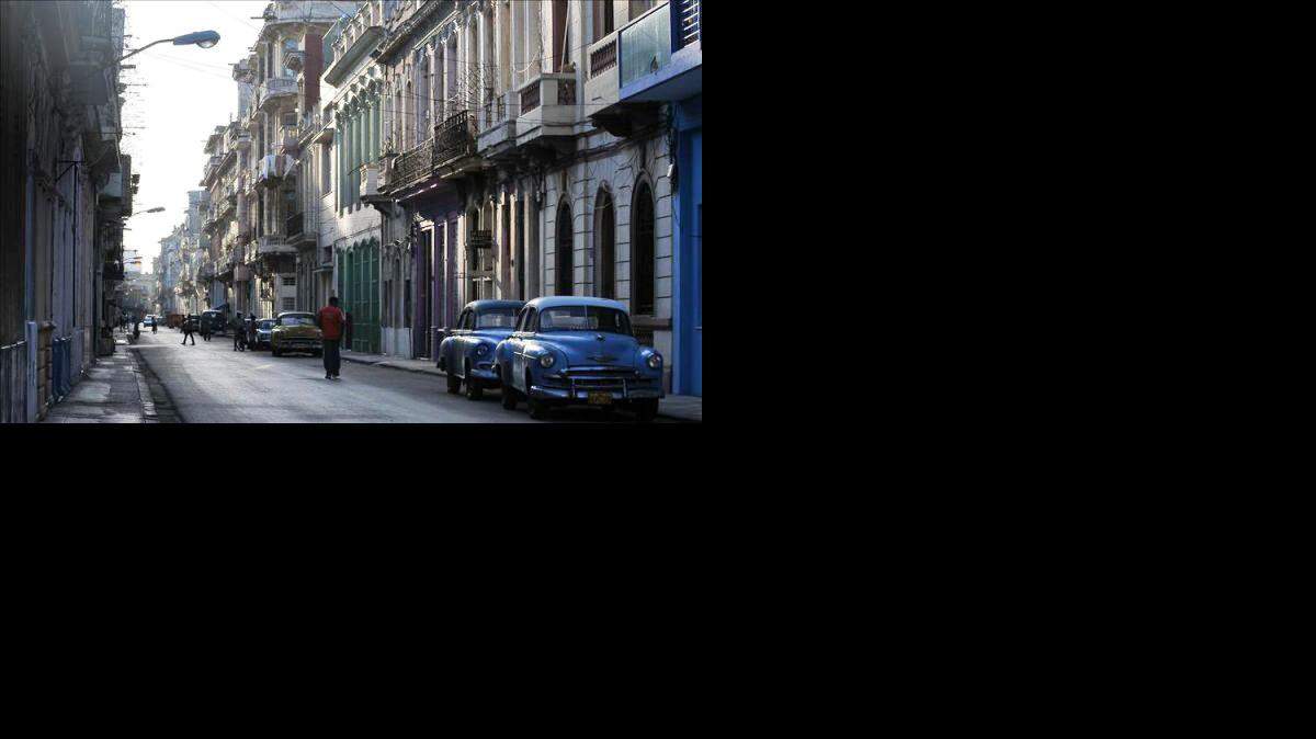 Aspecto de una calle de la capital en La Habana (Cuba). EFE/Archivo