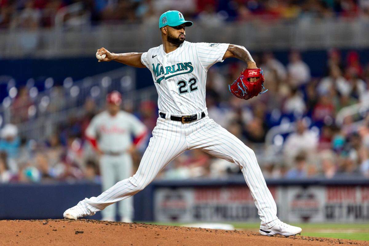 En sus últimas tres aperturas, el derecho dominicano Sandy Alcántara ha permitido seis carreras limpias en 18 y dos tercios de entradas. 