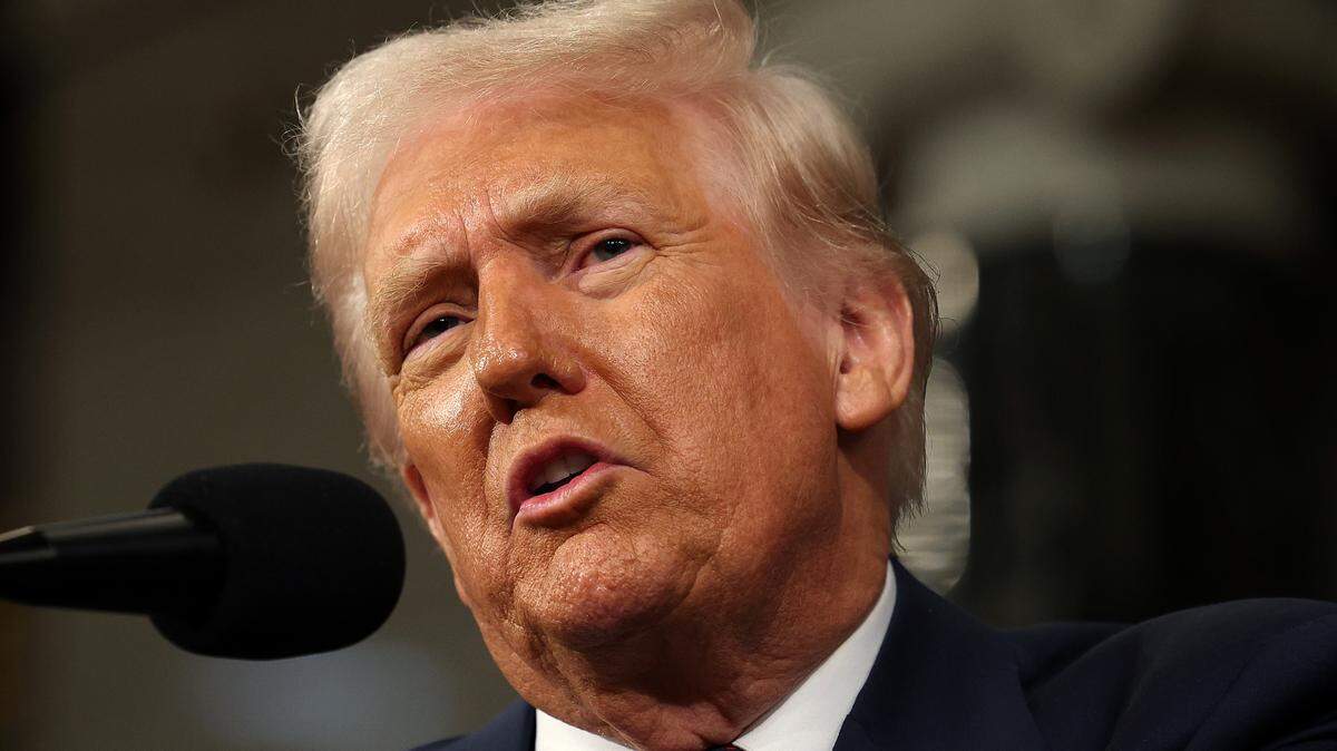 El presidente de EE.UU., Donald Trump, se dirige a una sesión conjunta del Congreso en el Capitolio de EE.UU. el 4 de marzo de 2025 en Washington, DC.