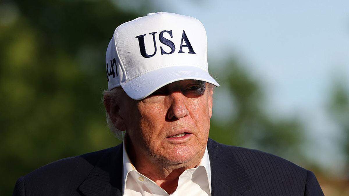 El presidente Donald Trump regresa a la Casa Blanca, en Washington, DC, el viernes 15 de mayo de 2026.