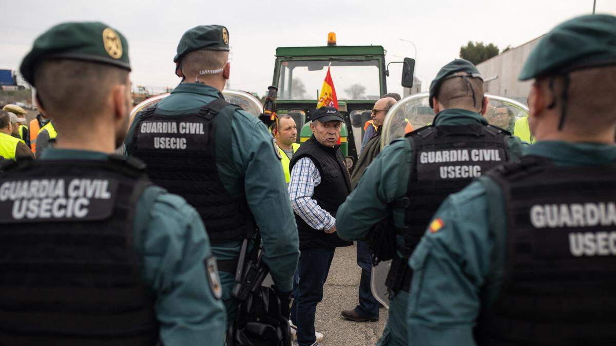 Foto de archivo. La Guardia Civil española detuvo a un joven español de 20 años como el presunto autor de la puñalada que acabó con la vida de un menor de 11 años en Mocejón (Toledo, centro del país) mientras jugaba con otros amigos al fútbol, informaron a EFE fuentes próximas al caso.