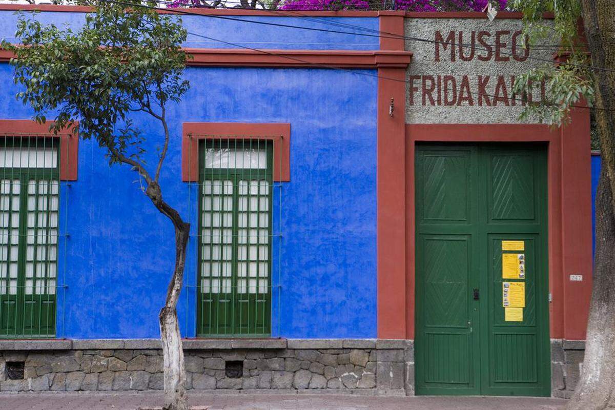 Fachada del Mueso Frida Kahlo en Ciudad de México.