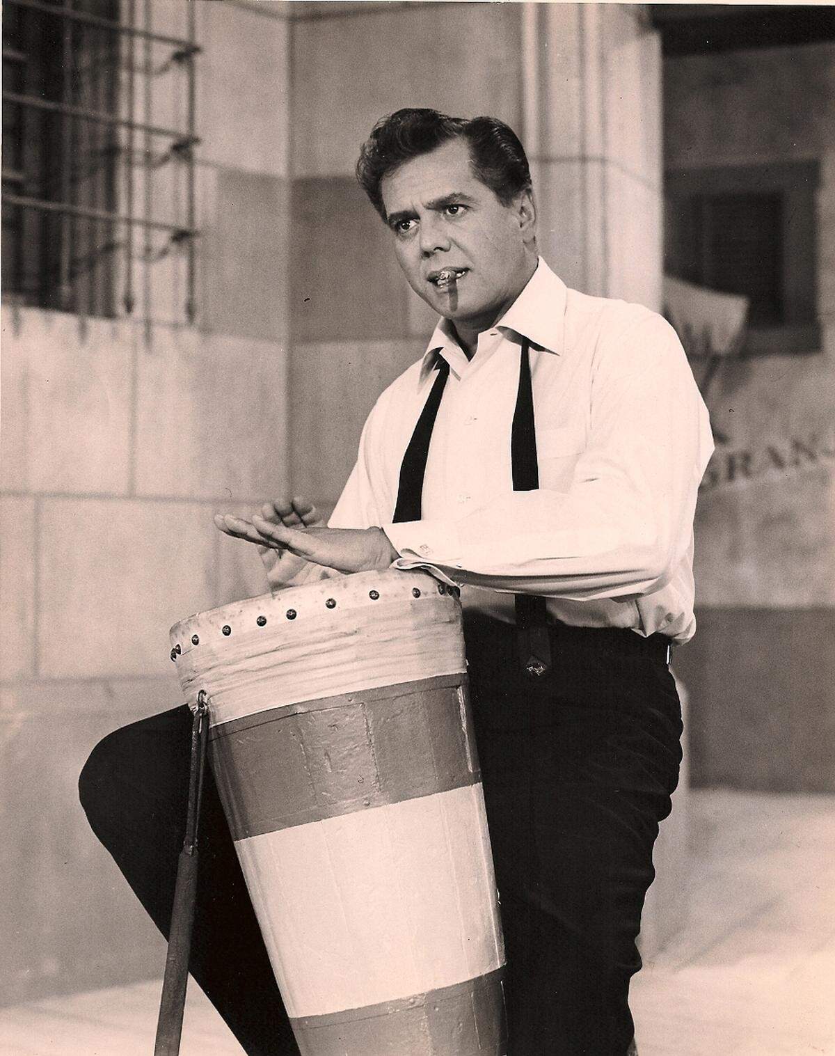 El líder de banda e innovador televisivo Desi Arnaz fue el protagonista del espectáculo homenaje “Babalú” en el Arsht Center en 2010.