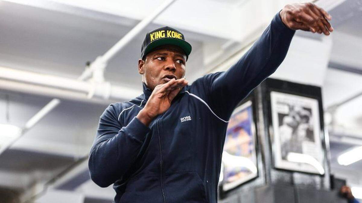 La segunda pelea entre Luis Ortiz y Deontay Wilder se acerca cada vez más a diciembre. Todo apunta ahora a que el 23 de noviembre sería la fecha correcta para la esperada revancha, mientras que el escenario de fondo cambiaría de Los Angeles a Las Vegas.