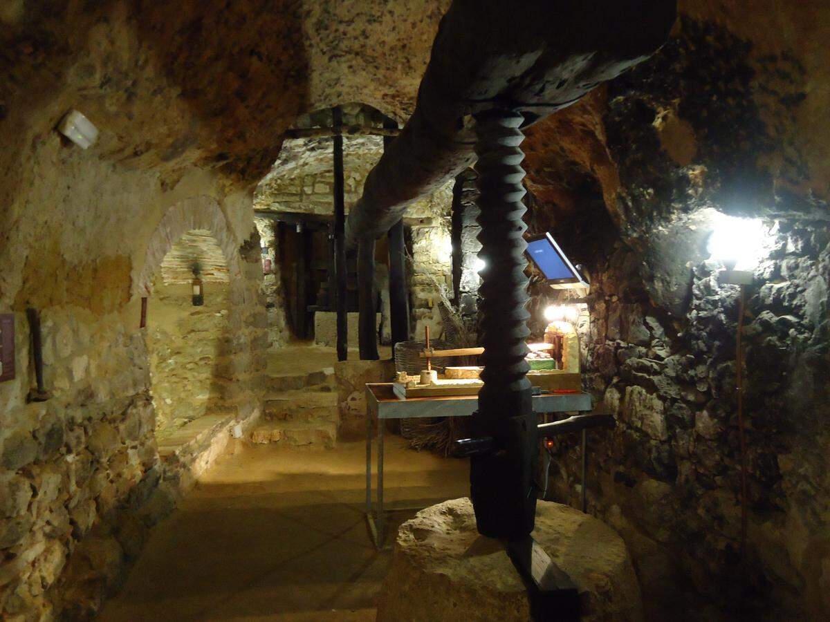 Antiguo lagar en la Bodega, aula de interpretación de Mucientes.