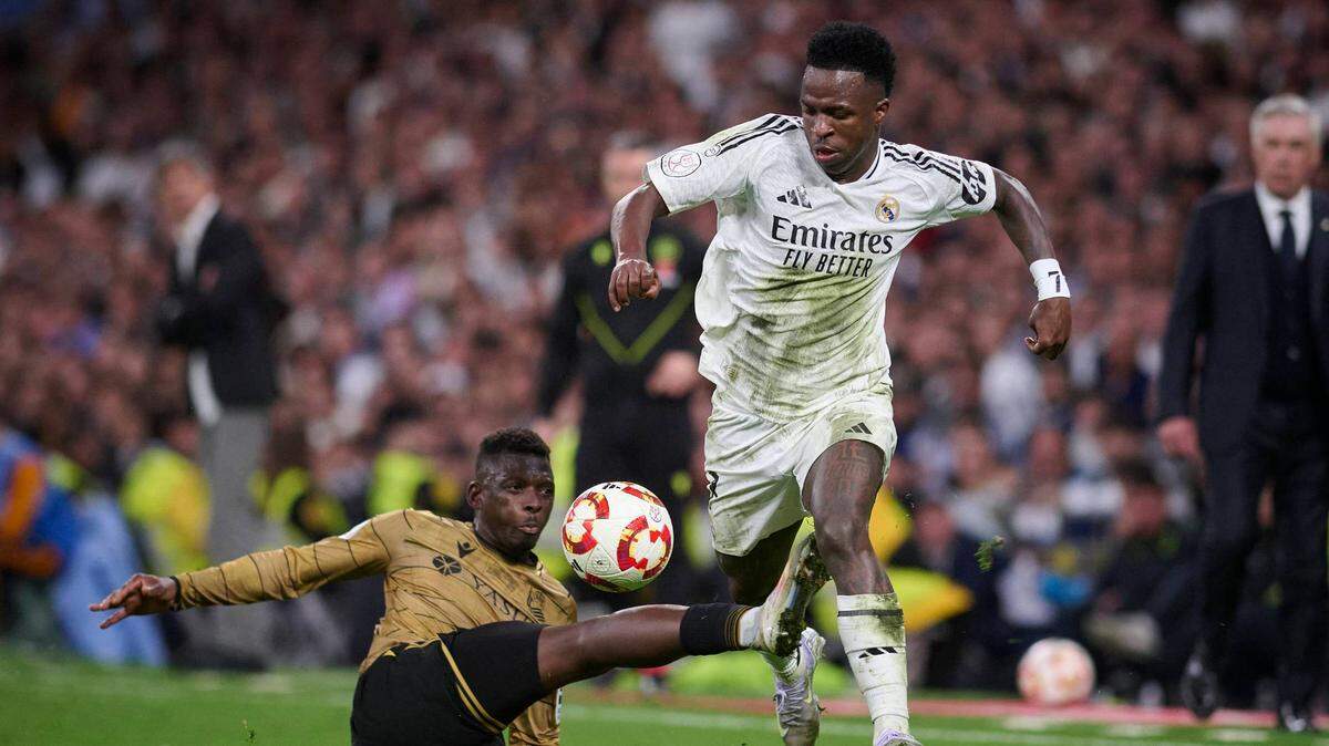 El Real Madrid disputará la final de la Copa del Rey tras imponerse en una agónica semifinales a la Real Sociedad en la prórroga tras empatar el partido 4-4 (5-4 en el cómputo global), al hacer valer el tanto de la victoria (1-0) en la ida.